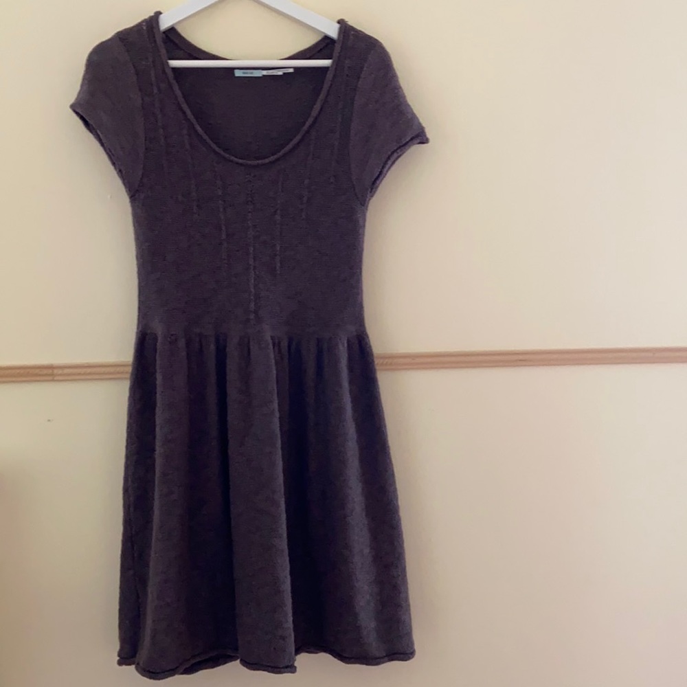 Gently used beautiful mid dress